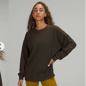 Lululemon • Perfectly Oversized Crew